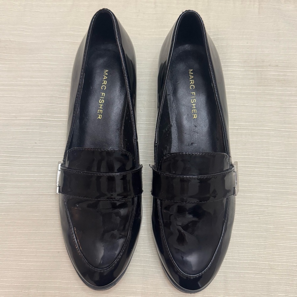 Marc Fisher Black Leather Loafers with Cushioned Sole & Silver Accents 5 1/2 - Picture 8 of 11